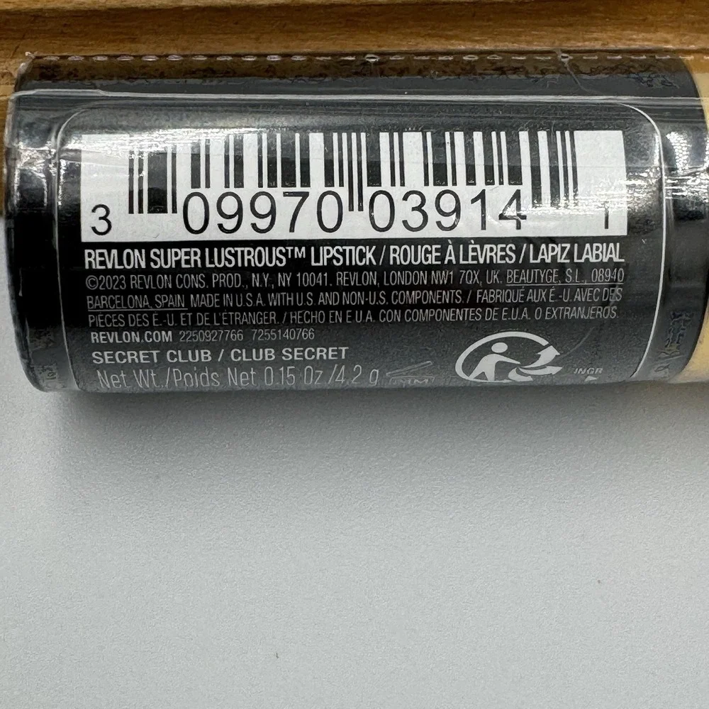 Revlon Super Lustrous Lipstick Creamy Formula - 766 Secret Club‎